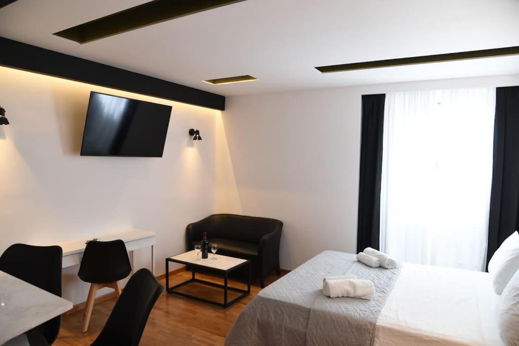 Syntagma Square, 30sqm Nikis Luxurious Apartment
